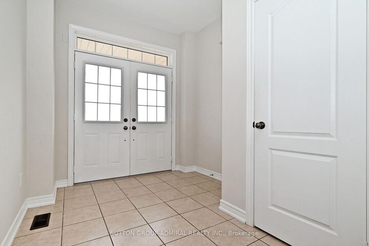Property Photo:  110 Southdown Avenue  ON L6A 4N3 