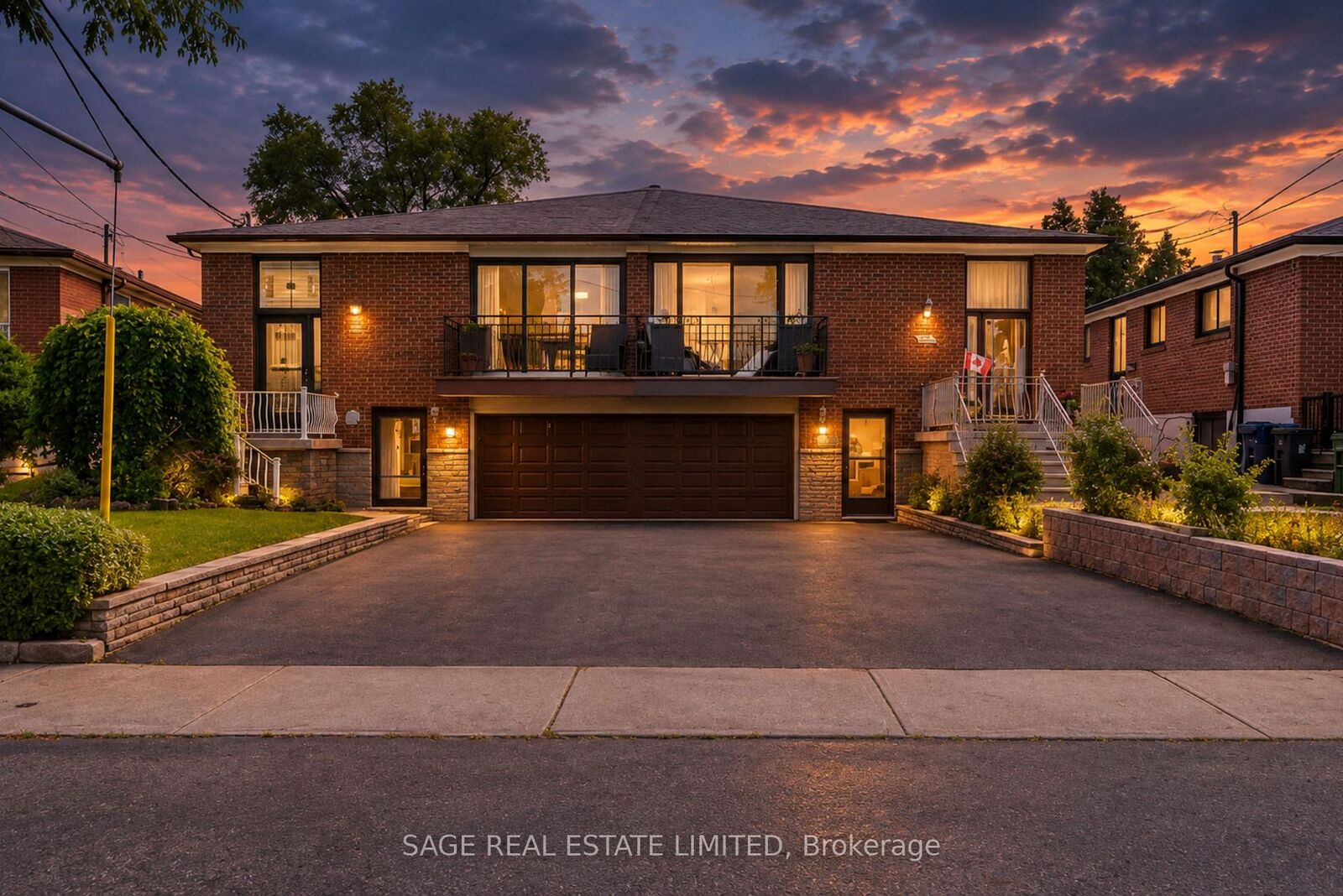 Property Photo:  21 Debby Court  ON M9N 2L7 