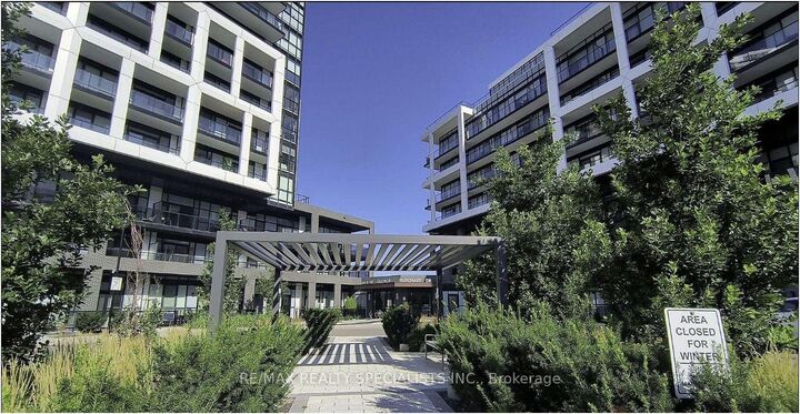 Property Photo:  50 George Butchart Drive 908  ON M3K 0C9 