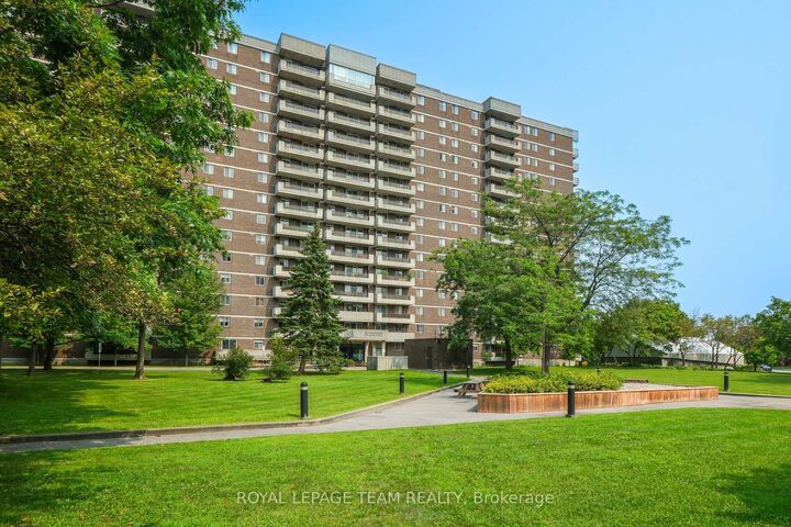 Property Photo: 1705 Playfair Drive 1001 ON K1H 8P6