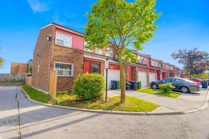 Property Photo:  124 Dusay Place 174  ON M1W 2N2 
