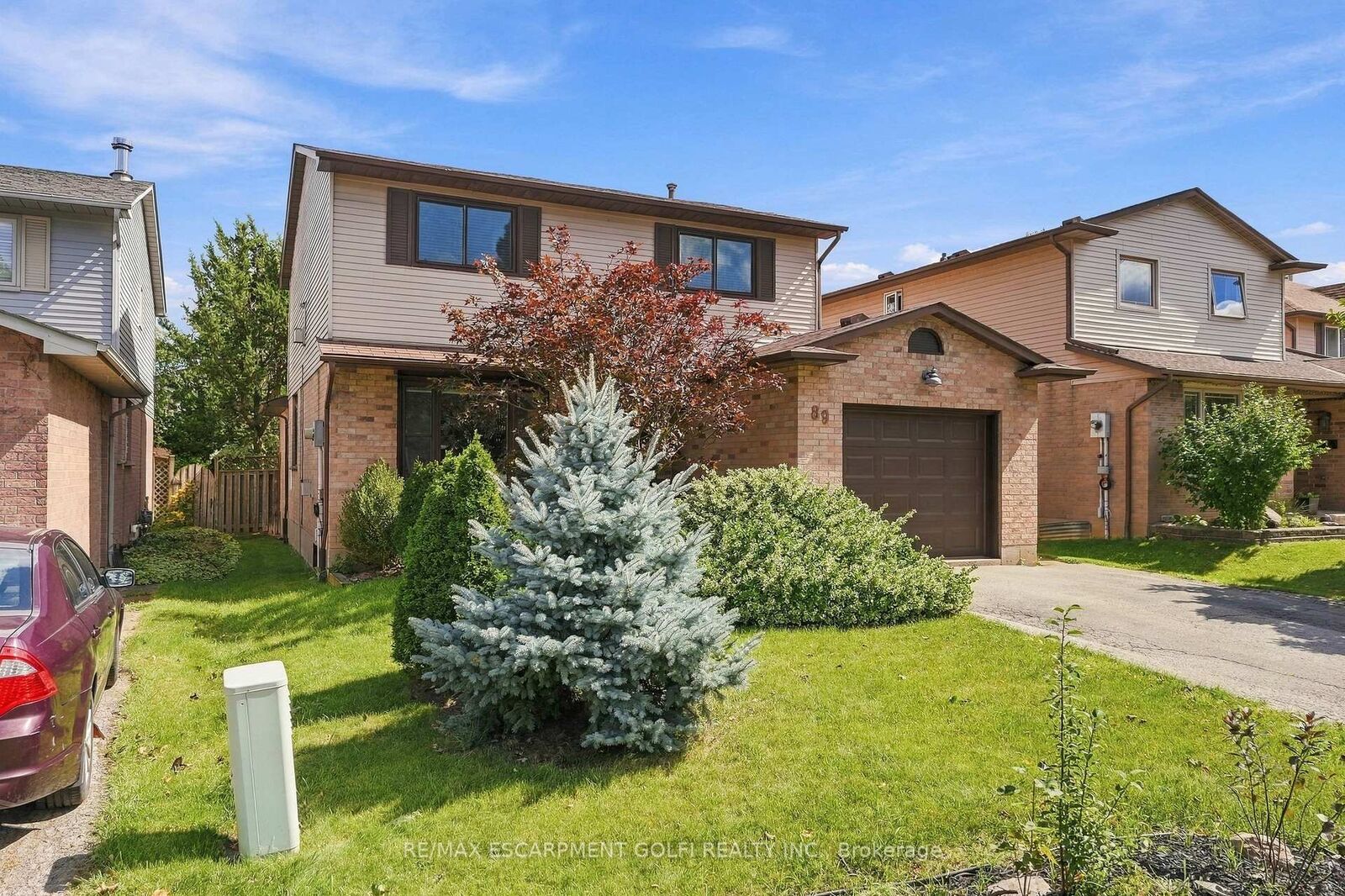 Property Photo:  89 Brigade Drive  ON L9B 2B8 