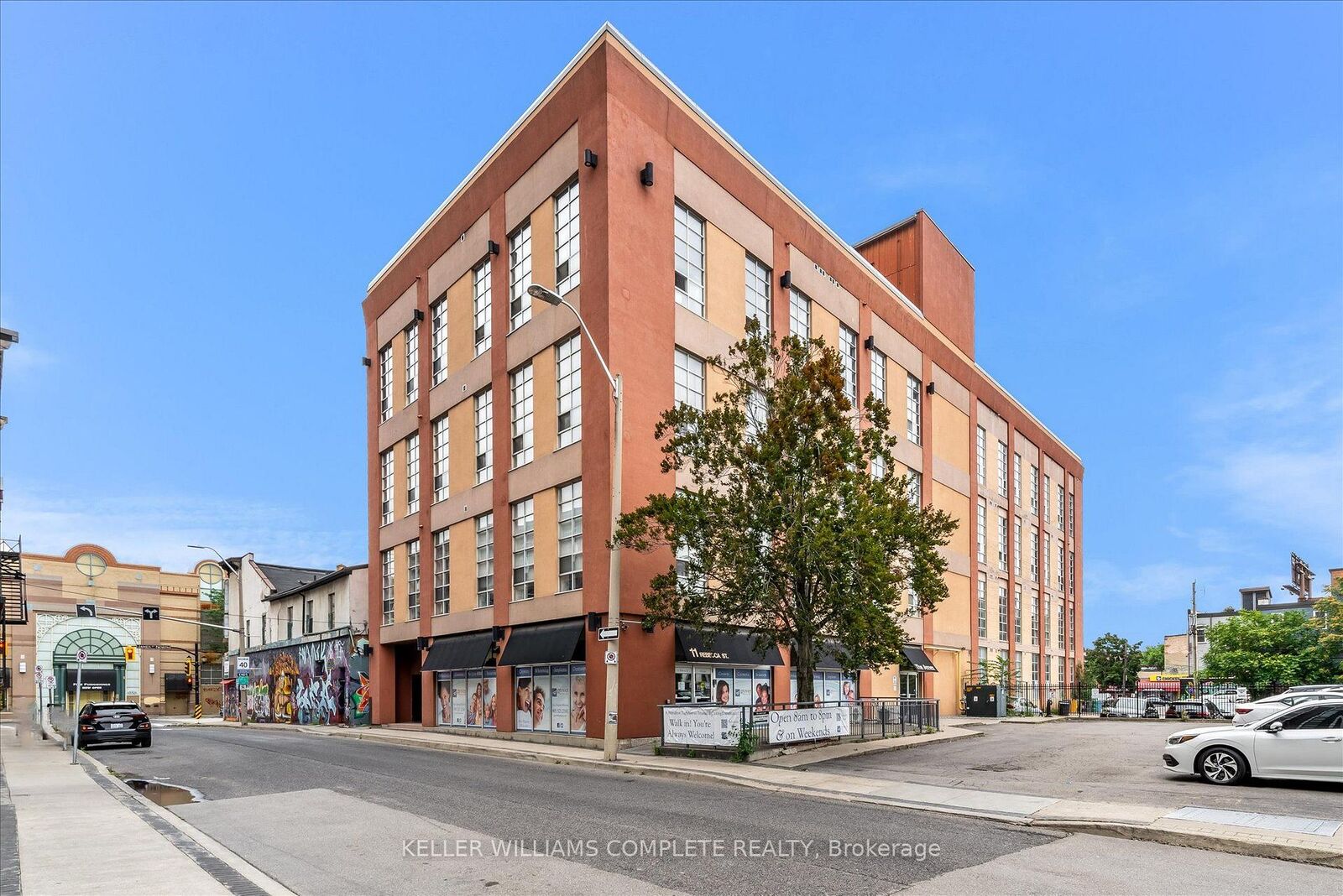 Property Photo:  11 Rebecca Street 405  ON L8R 3H7 