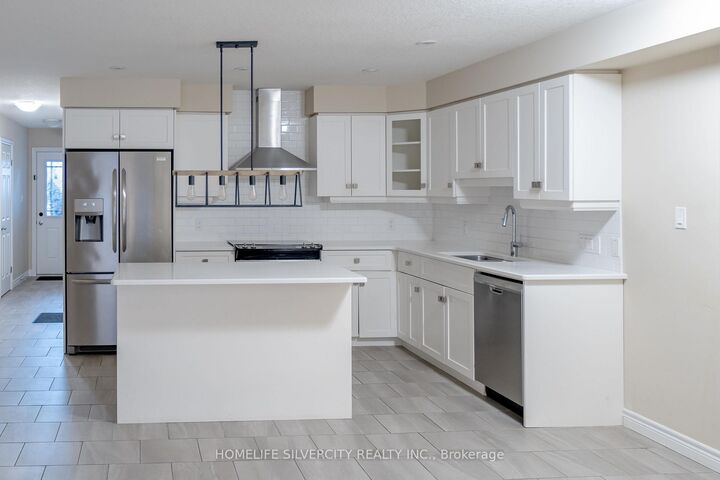 Property Photo:  1220 Riverbend Road 57  ON N6G 0G5 