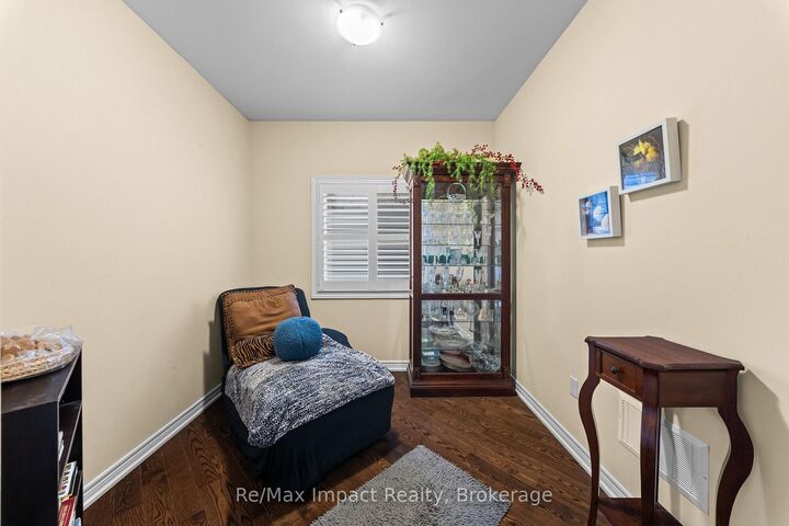 Property Photo:  1688 Finkle Drive  ON L1K 0H2 