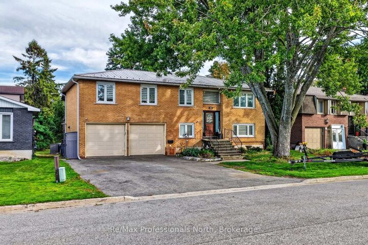 Property Photo: 25 Lankin Boulevard ON L3V 6T1