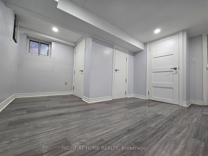 Property Photo:  984 Ossington Avenue Bsmt  ON M6G 3V6 