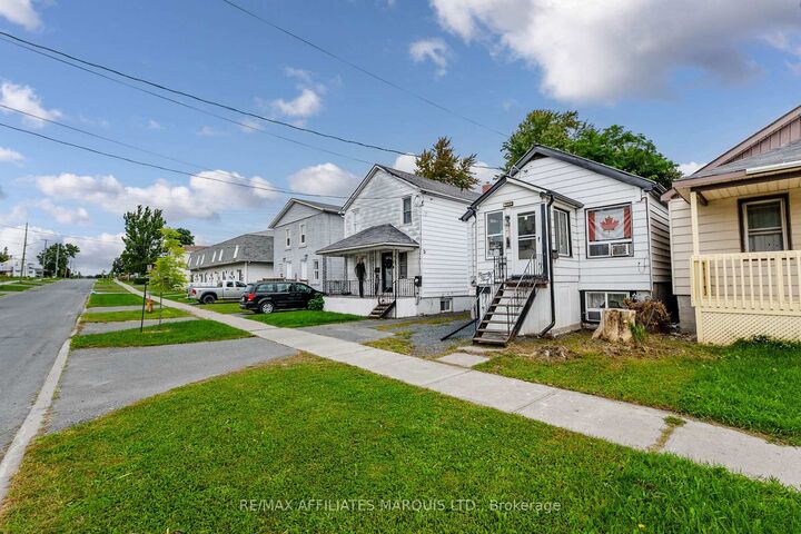 Property Photo:  95 Lefebvre Avenue  ON K6H 5G6 