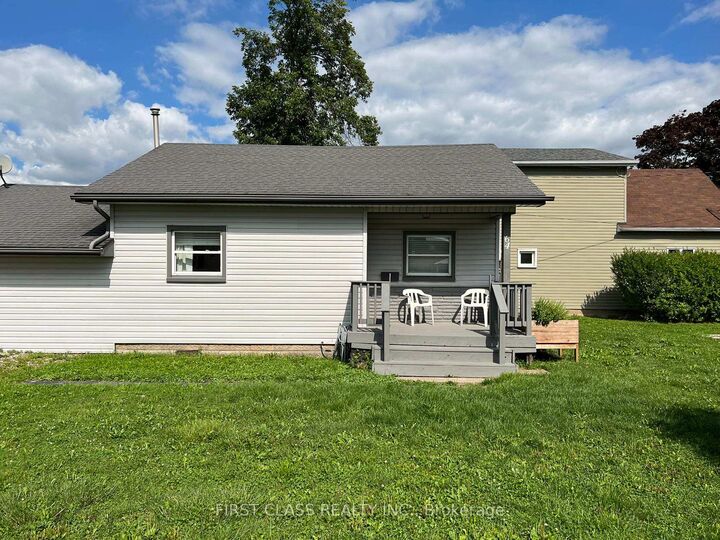 Property Photo:  64 Dominion Road  ON L2A 1E6 
