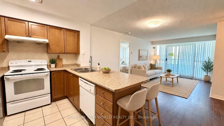 Property Photo:  18 Spring Garden Avenue 507  ON M2N 3G2 