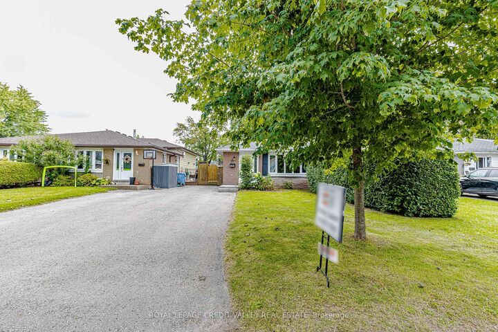 Property Photo:  14 Carlton Drive  ON L9W 2X9 