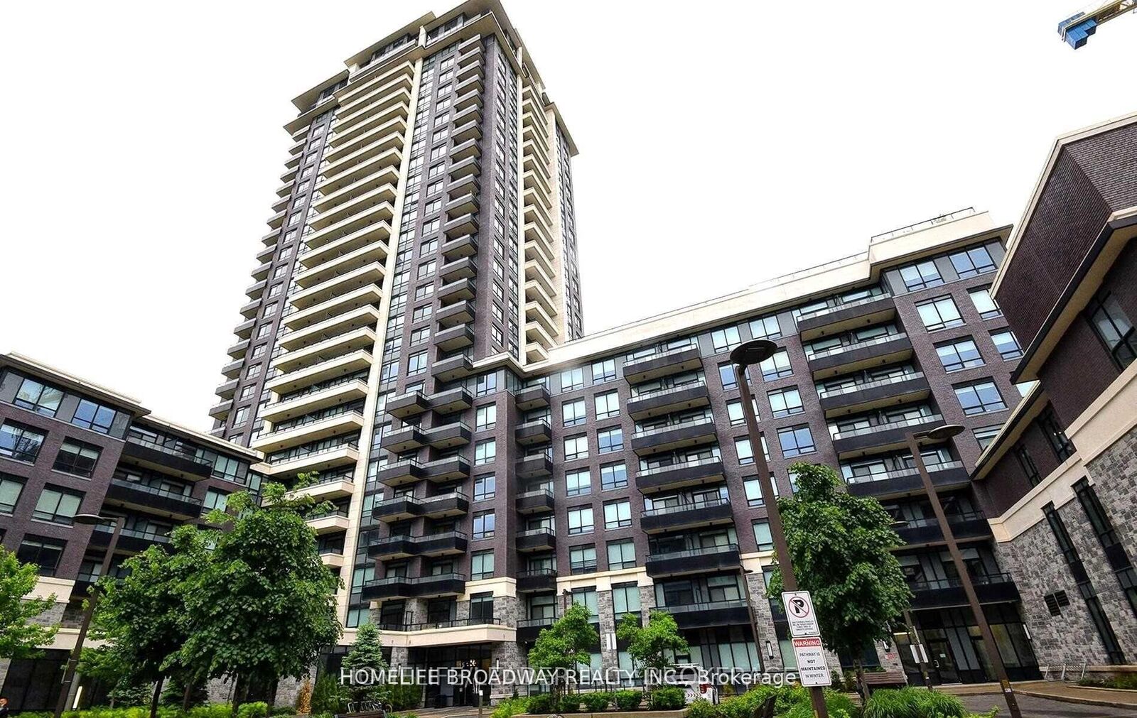 Property Photo:  15 Water Walk Drive 1701  ON L6G 0G2 