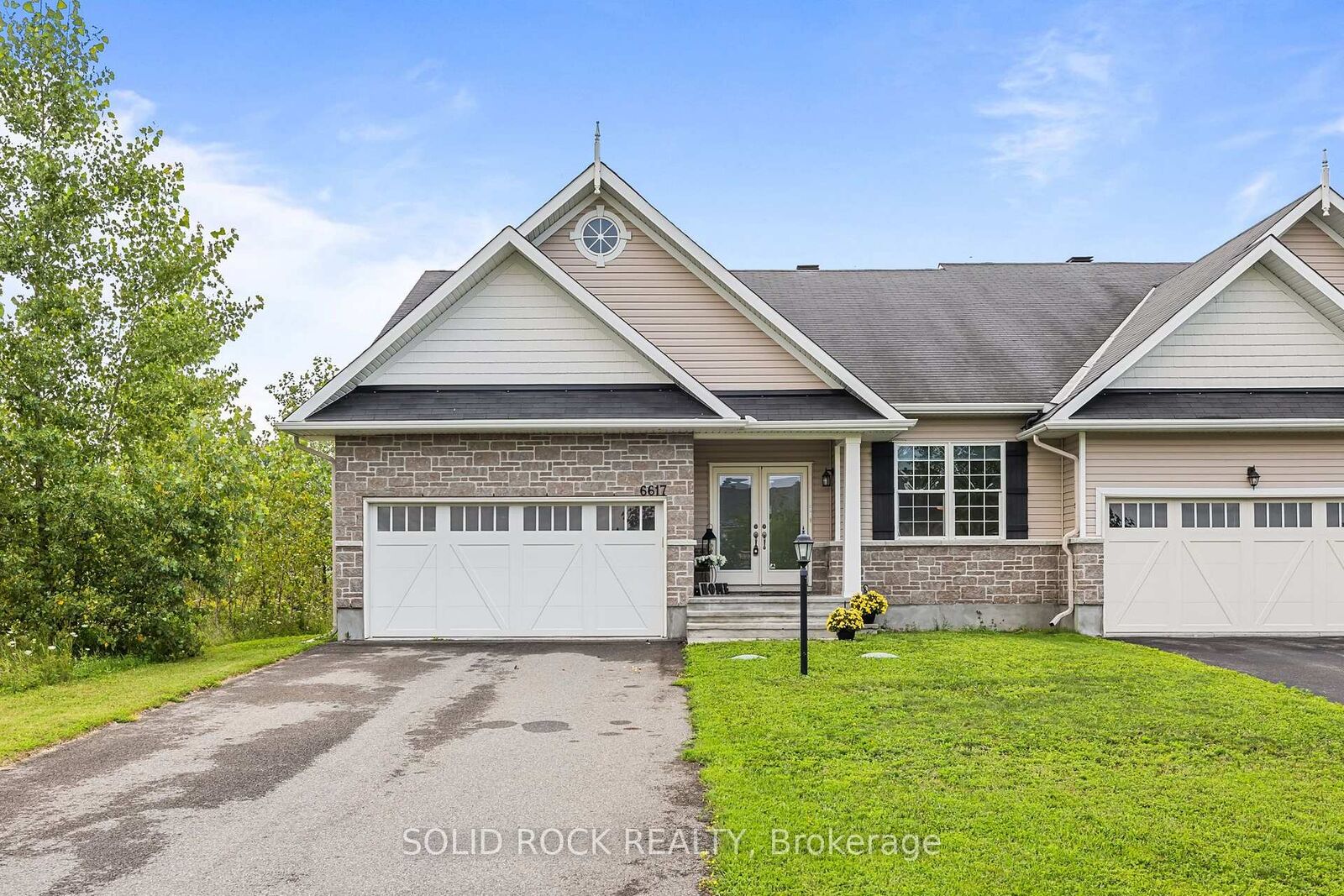 Property Photo:  6617 Calwood Avenue E  ON K4P 0E7 