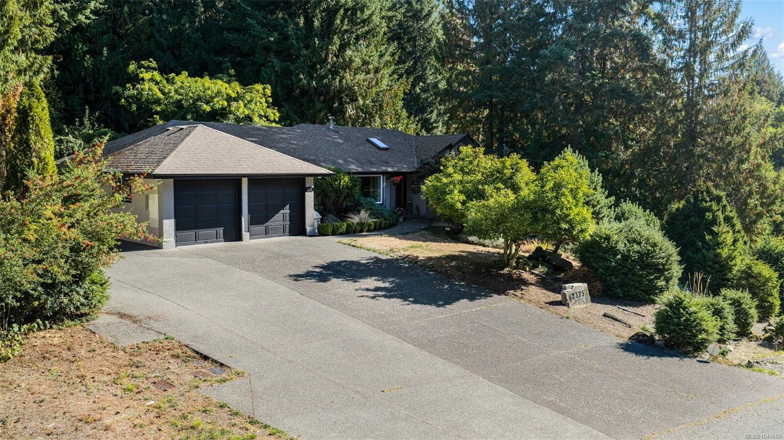 Property Photo:  2375 Damascus Rd  BC V8H 2E7 