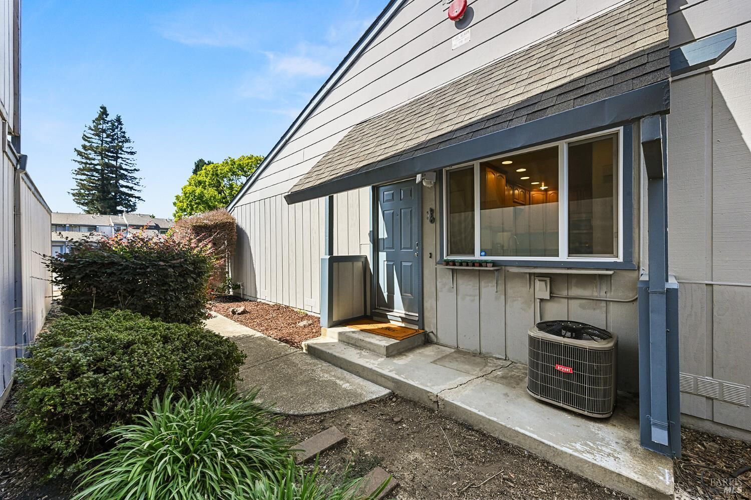 Property Photo: 6 Conifer Square CA 94928
