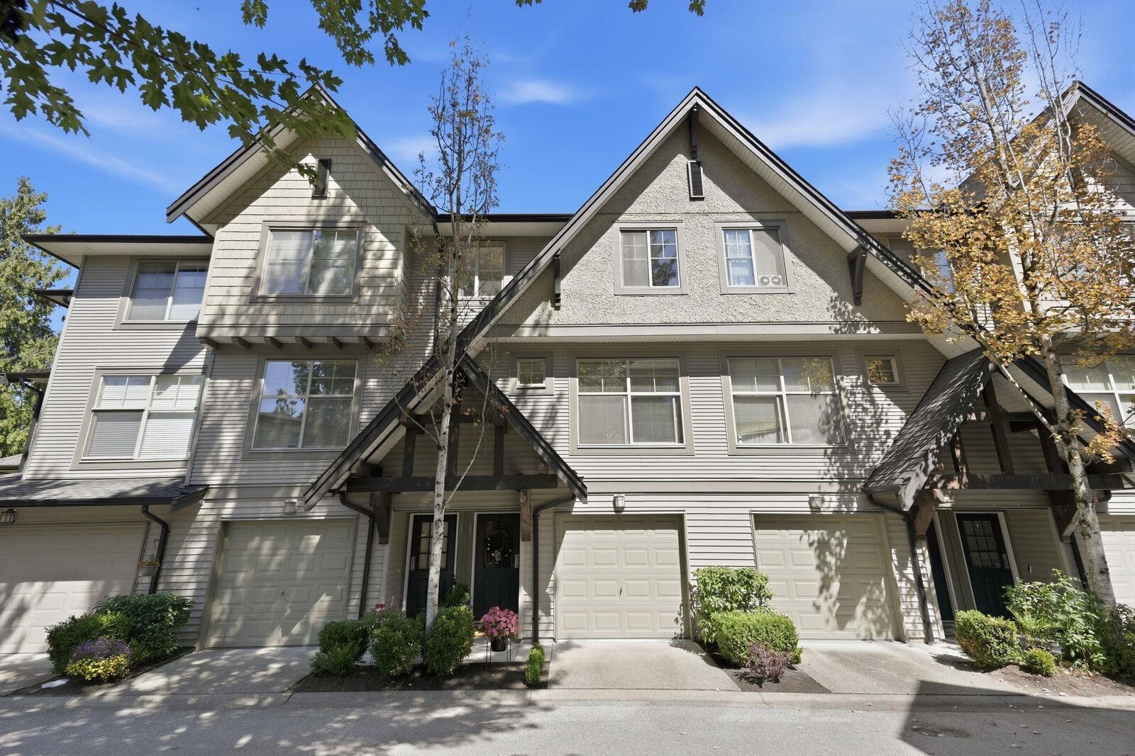Property Photo: 15152 62A Avenue 46 BC V3S 1V1