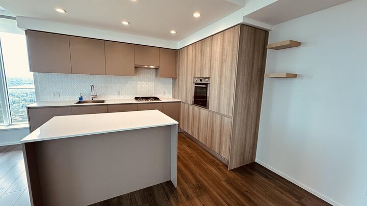 Property Photo:  3809 Evergreen Place 3xx7  BC V3J 0M1 