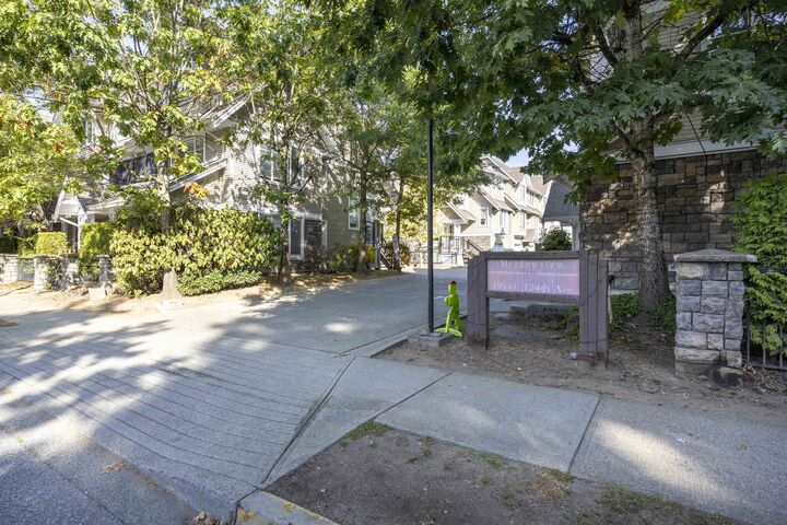 Photo de la propriété:  19141 124 Avenue 42  BC V3Y 2V6 