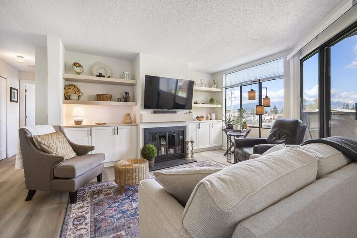 Property Photo:  11900 228 Street 32  BC V2X 6L9 