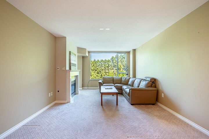 Property Photo: 12148 224 Street 311 BC V2X 6B7