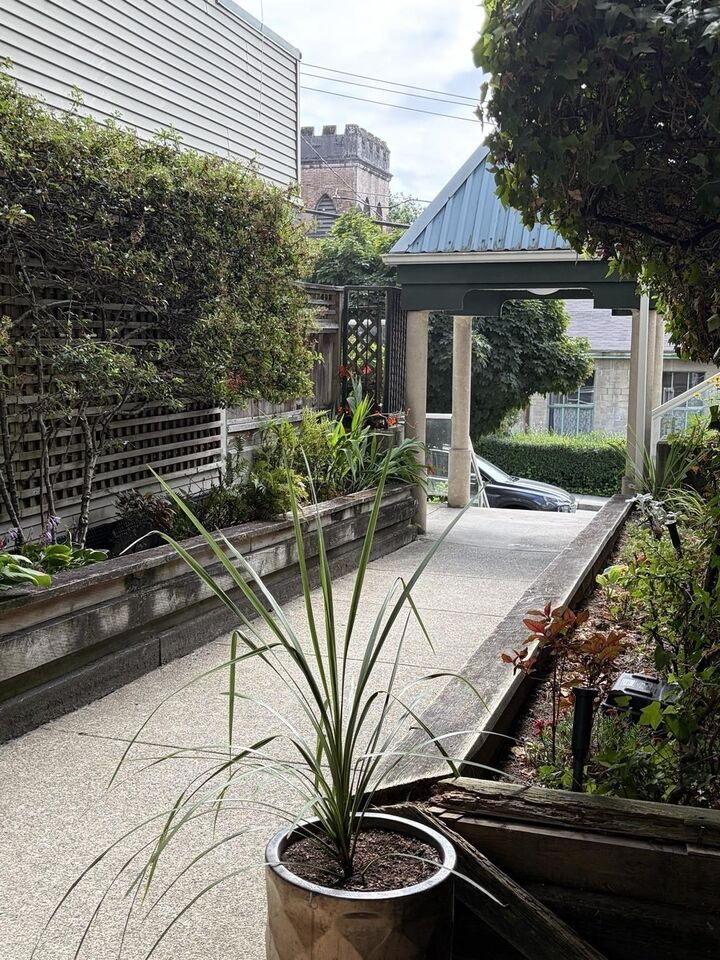 Property Photo: 509 Carnarvon Street 106 BC V3L 5S4