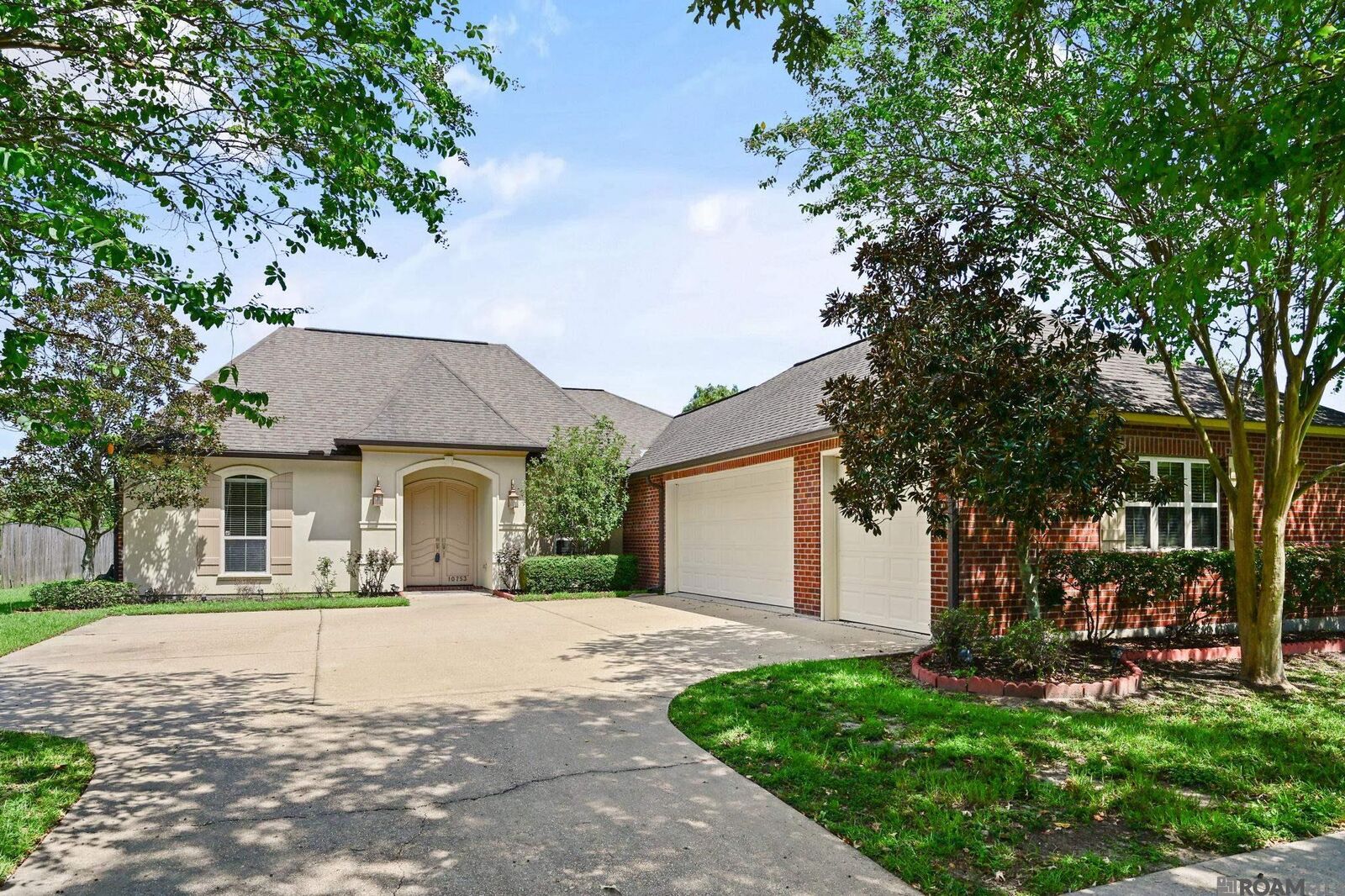 Property Photo:  10753 Hilltree Dr  LA 70810 