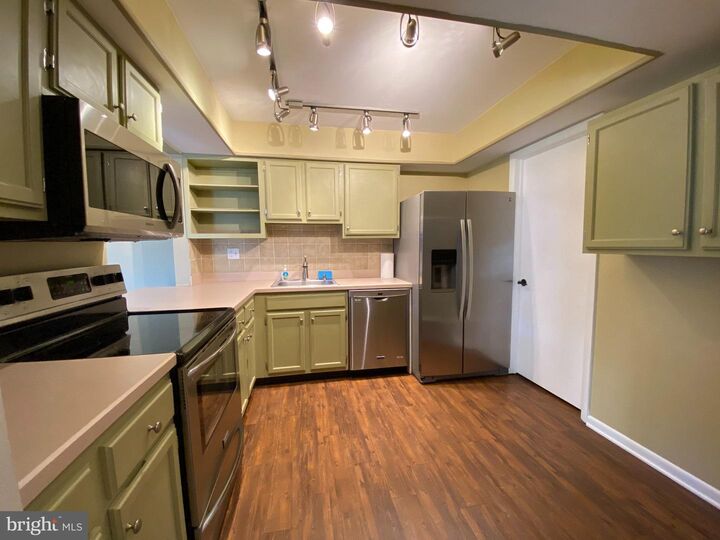 Property Photo:  502 Portsmouth Court  PA 18901 