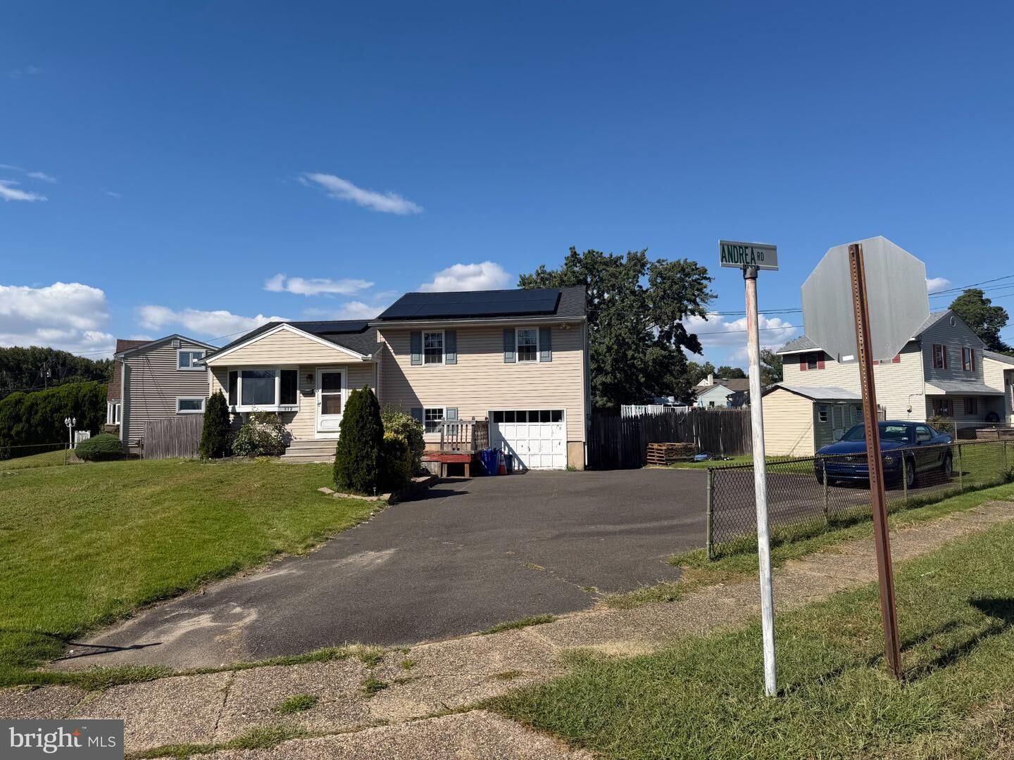 Property Photo:  812 W 3rd Avenue  NJ 08078 