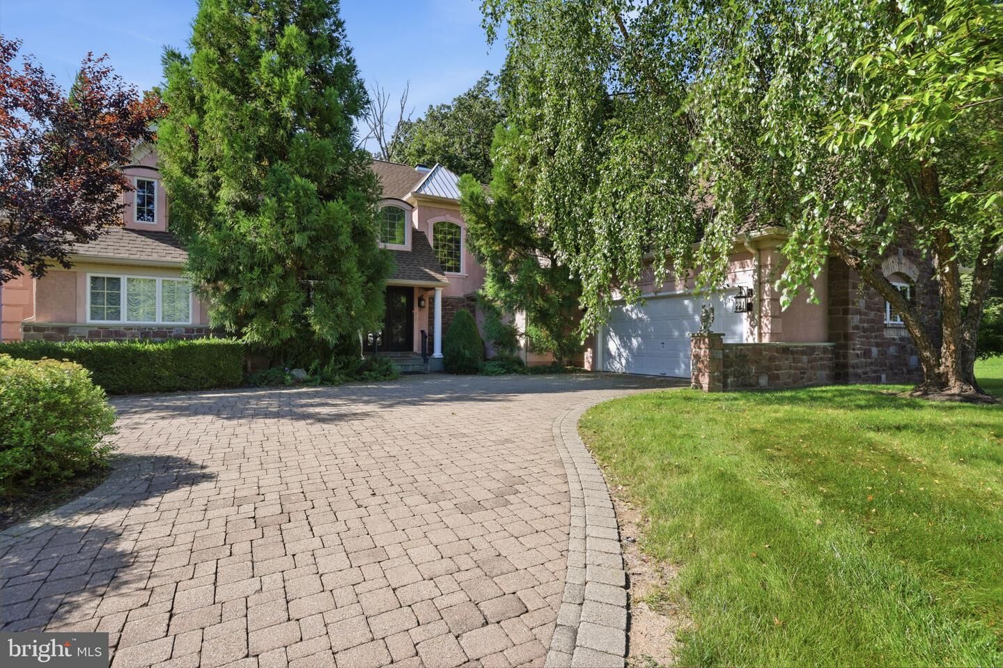 Property Photo:  307 Lyon Circle  PA 18902 