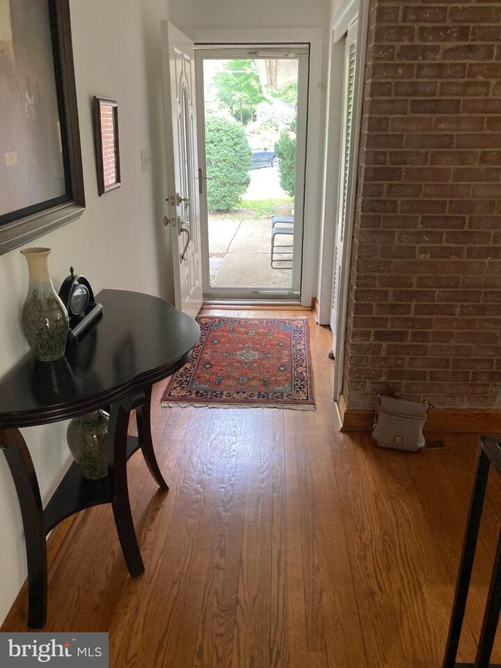 Property Photo: 4204 Hatton Court VA 22311
