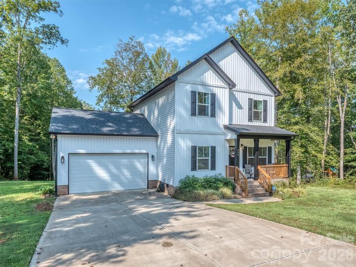 Property Photo: 294 Bluegill Lane NC 28625