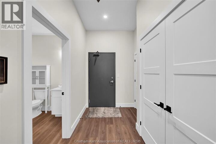 Property Photo: 12 Mill Street West 302 ON N0P 2L0