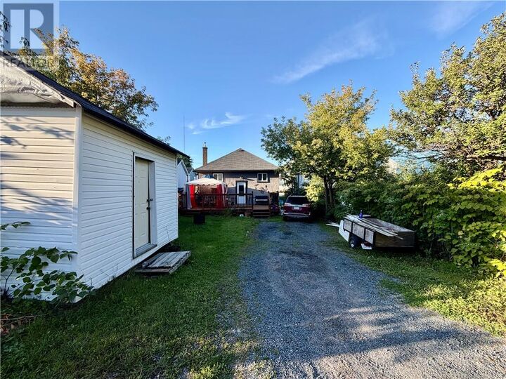 Property Photo: 587 Elm Street ON P3C 1W7