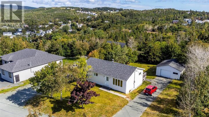 Property Photo:  17 Hilltop Lane  NL A1M 2W5 