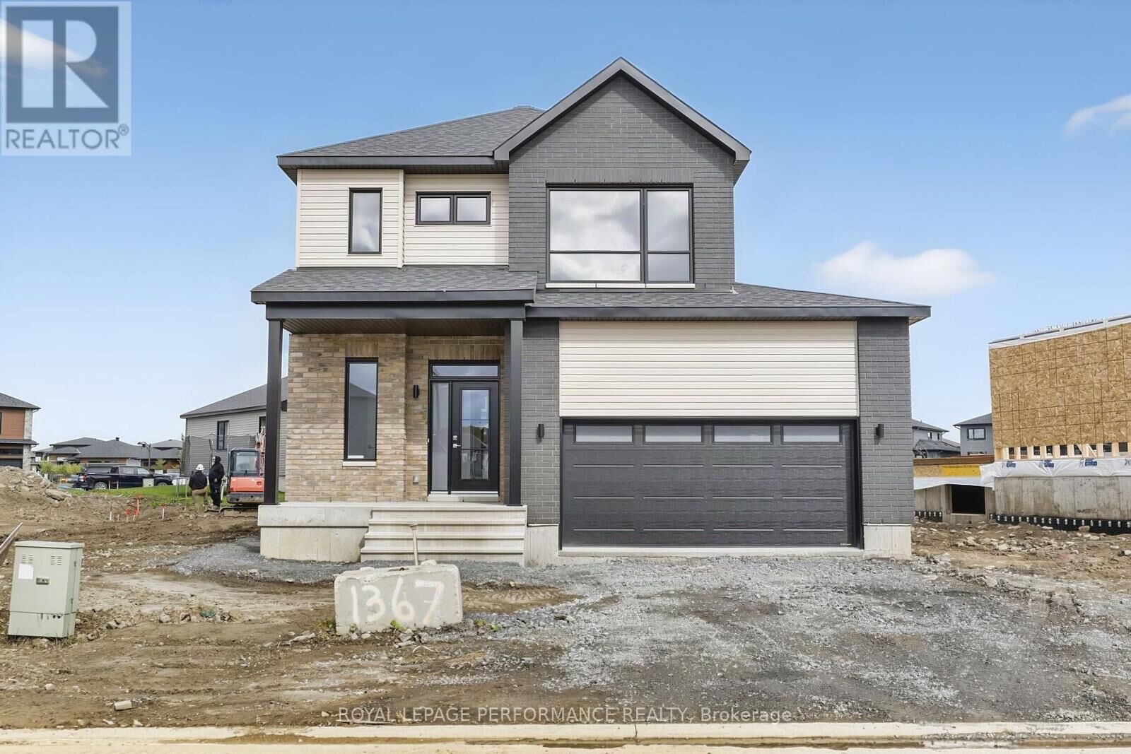 Property Photo:  55 Rutile Street  ON K4K 0M6 
