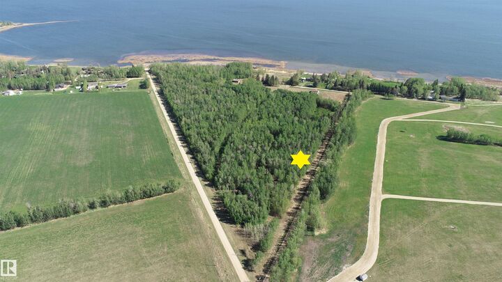Property Photo:  404 54411 Rge Rd 40  AB T0E 0A0 