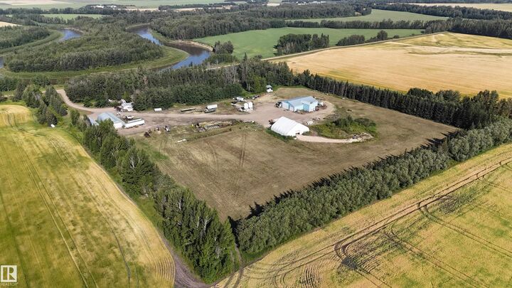 Property Photo:  61411 Rge Road 272  AB T7P 2P4 