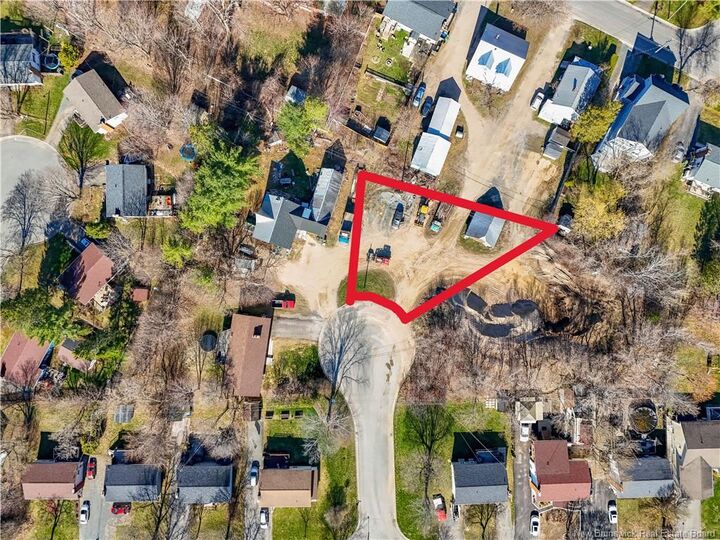 Photo de la propriété:  27 Vanhorne Court  NB E3A 4T3 
