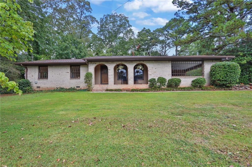Property Photo:  4847 Shadowwood Court SW  GA 30047 