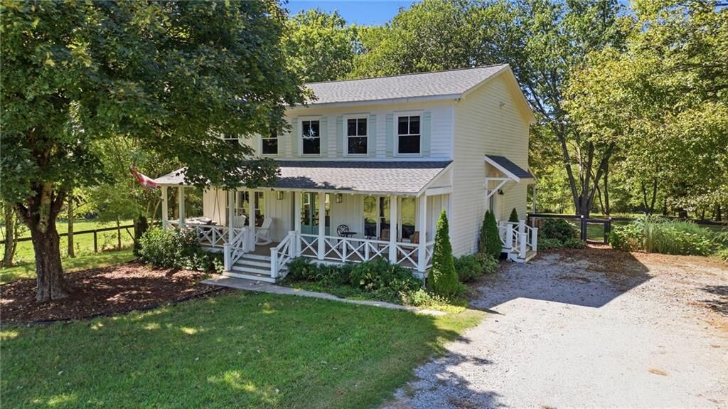 Property Photo:  5425 Howard Road  GA 30040 