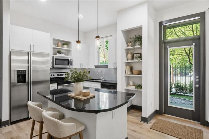Property Photo:  747 Ralph McGill Boulevard NE 202  GA 30312 