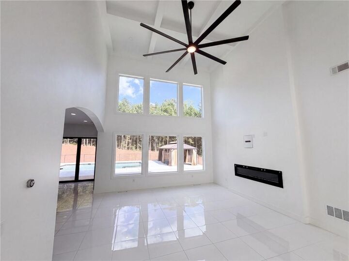 Property Photo: 214 Coastline Road GA 30214