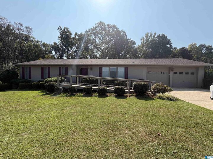 Property Photo: 187 Edgewood Drive AL 35044