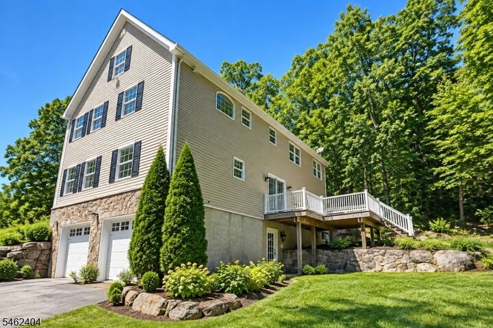 Property Photo: 14 Hidden Valley Dr NJ 07462