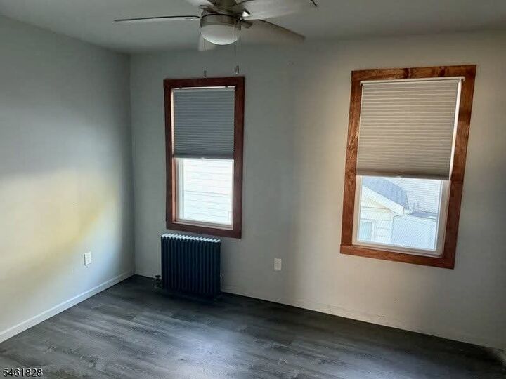 Property Photo:  1275 Grandview Ave  NJ 07083 