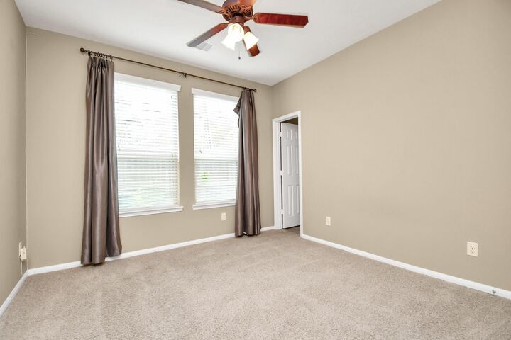 Property Photo:  3323 Home Point Drive  TX 77091 