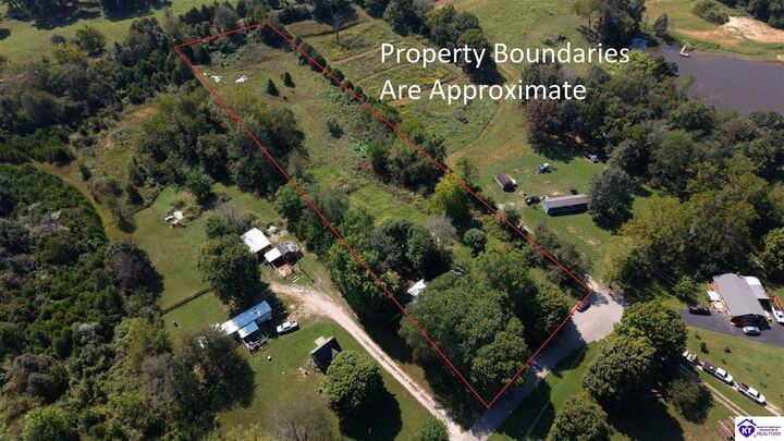 Property Photo: 195 Oaks Lane KY 40142