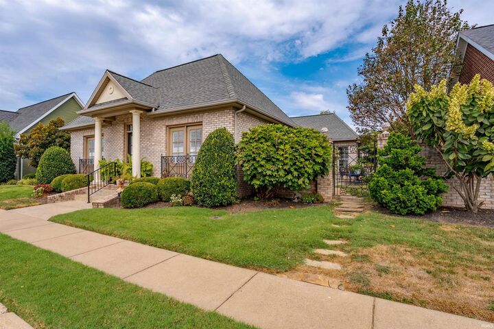 Property Photo:  5308 Somerset Avenue  IN 47715 