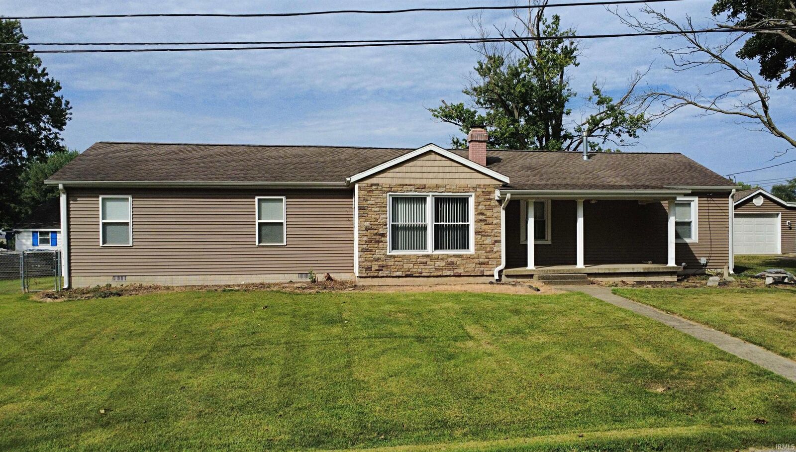 Property Photo:  7 Daviess Drive  IN 47501 