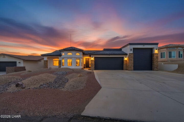 Property Photo: 3239 Thistle Dr AZ 86406